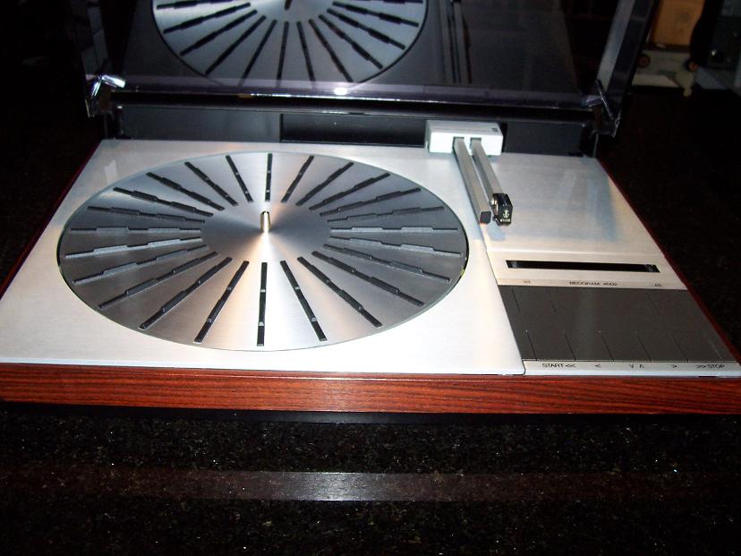 Bang & Olufsen Beogram4002 modified with Grado red cartridge $2850.00