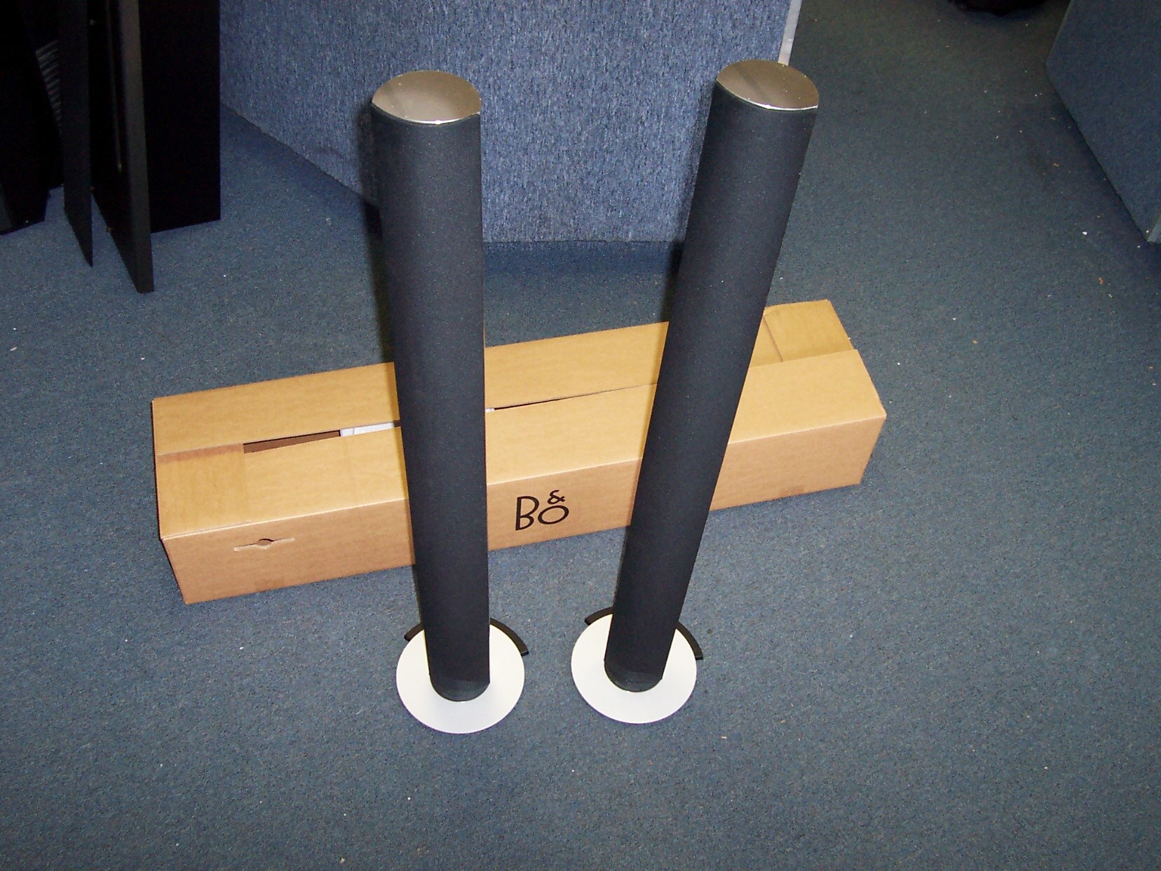 Bang & Olufsen Beolab 6000 active speakers, PL cables, original box, new woofers $980.00